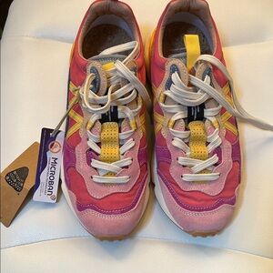 Vibrant Women's Athletic Shoes